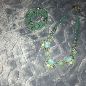 Necklace and bracelet set